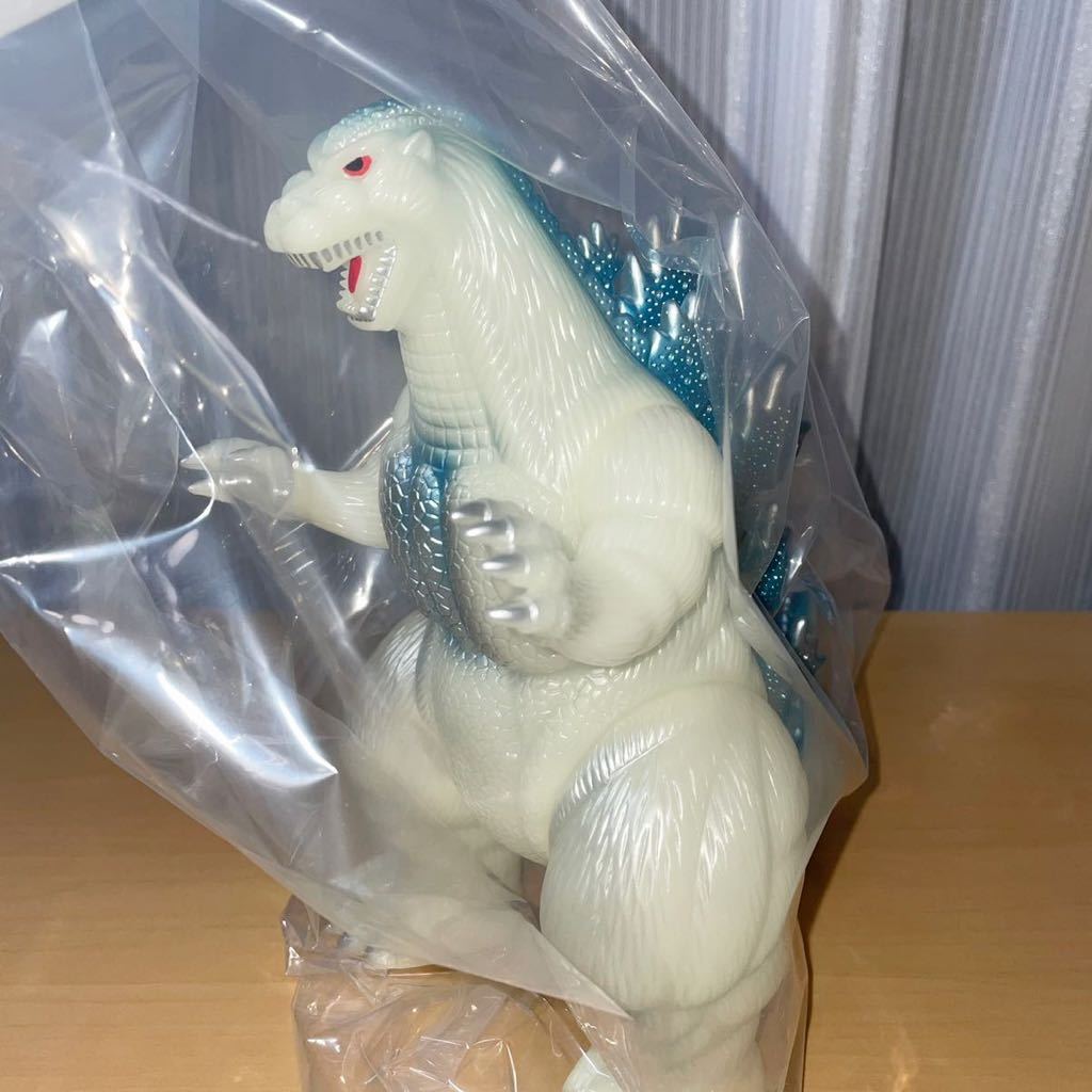 デスゴジ 350 GID 蓄光 メタリックブルー 彩色ver. 東宝怪獣福袋