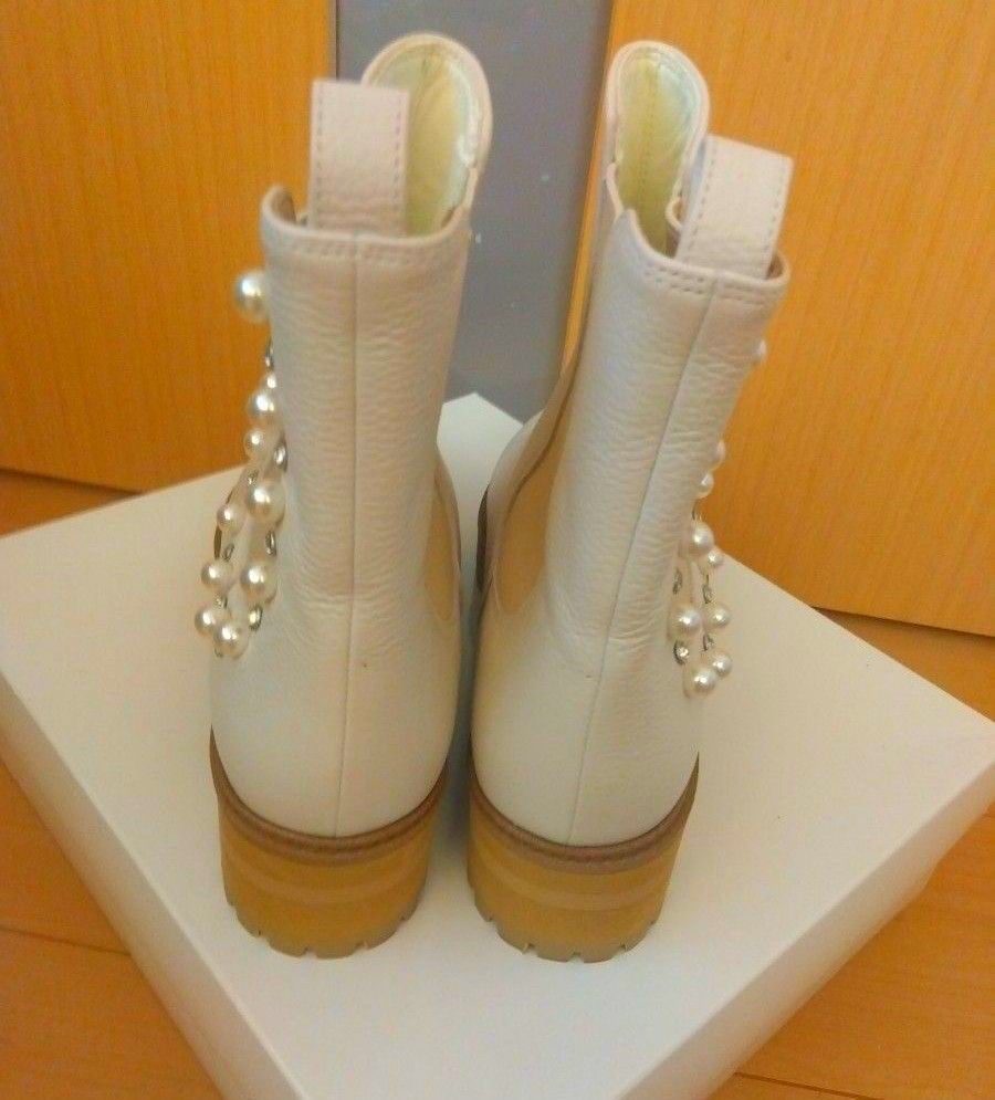 新品未使用】DIANA ダイアナ× chay パール付 サイドゴア 新品未使用】DIANA ダイアナ× chay パール付 サイドゴア