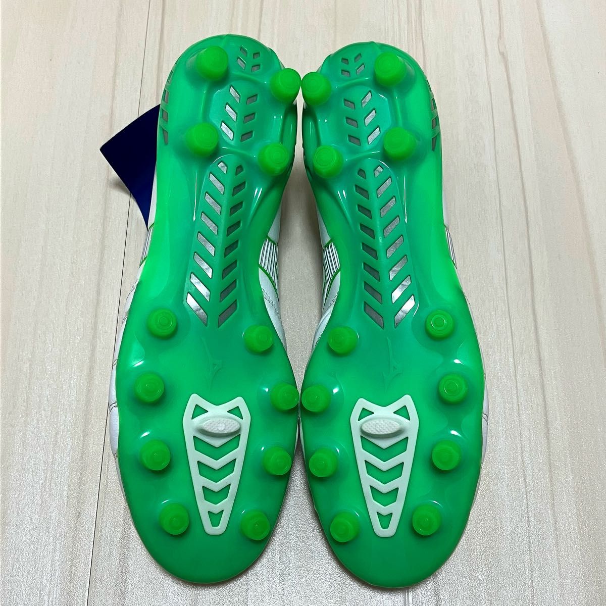 新品 MIZUNO ミズノ モレリアネオ3 エリート グリーン 25 5cm 新品 MIZUNO ミズノ モレリアネオ3 エリート グリーン 25 5cm