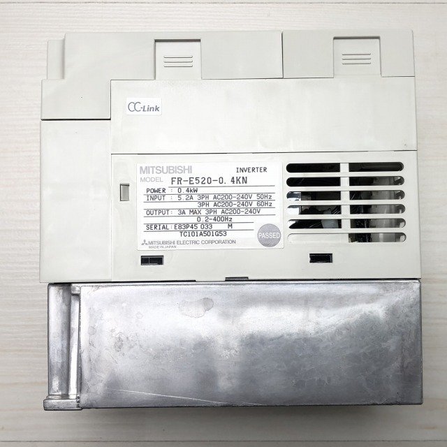 FR-E520-0.4KN 汎用インバータ 三菱電機 【中古 美品】 ■K0033311_画像9