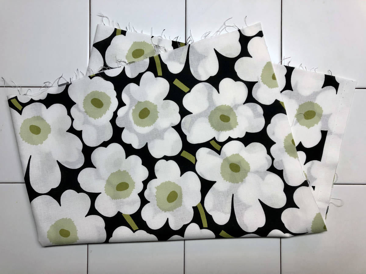 今月限定/特別大特価 marimekko ハーフカットクロス はぎれ ミニ