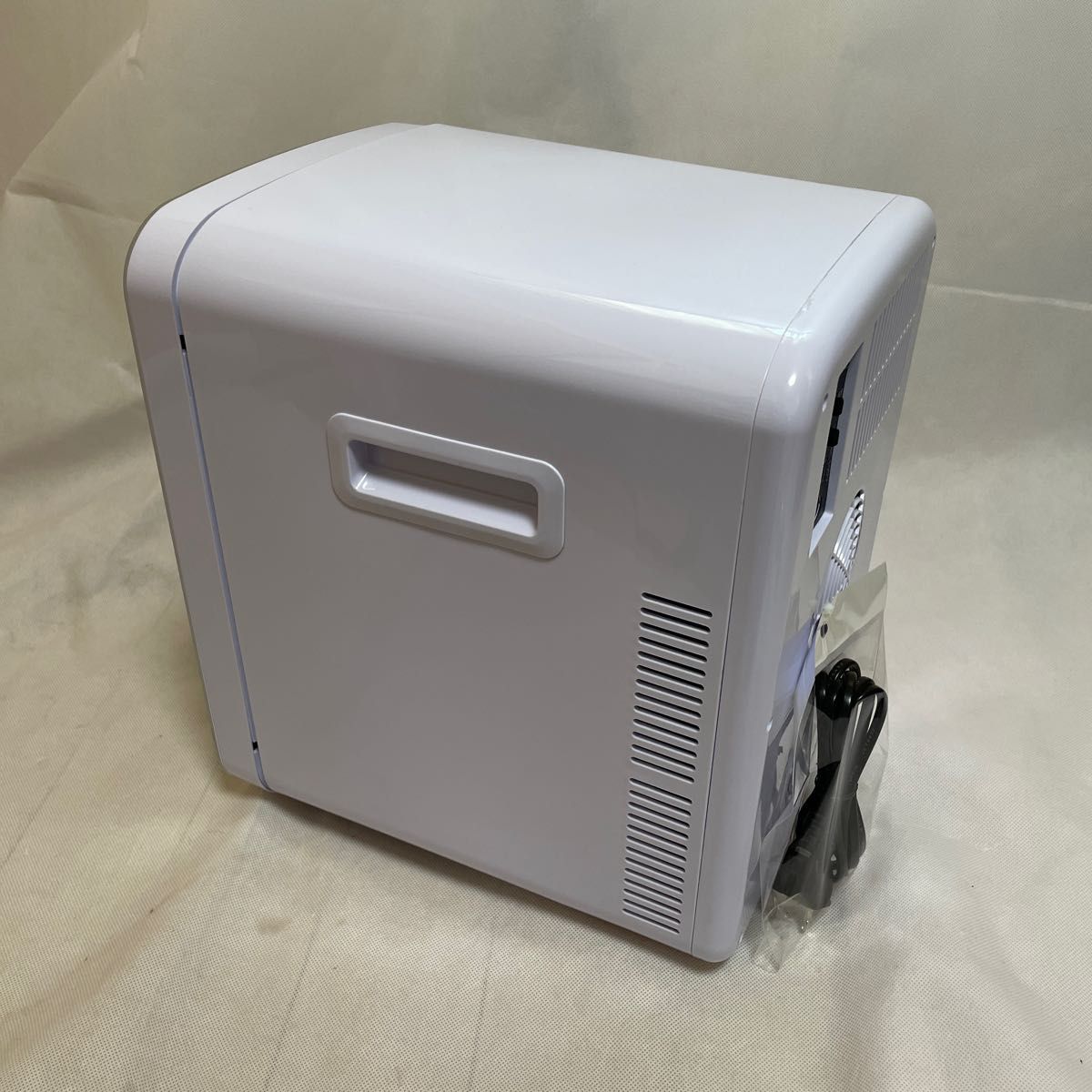 131ミニ冷蔵庫 オーム電機 保冷保温ボックス 13L KAJ-R135R-W 131ミニ冷蔵庫 オーム電機 保冷保温ボックス 13L KAJ-R135R-W