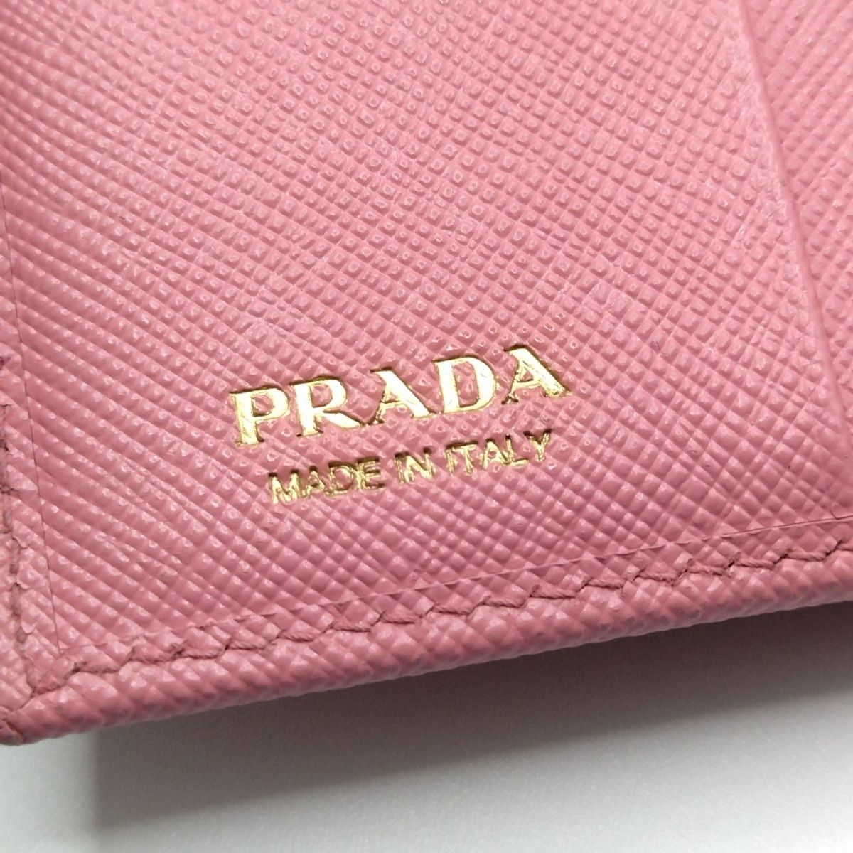 お値下げ 美品 プラダ PRADA 三つ折り 財布 コンパクト リボン ピンク