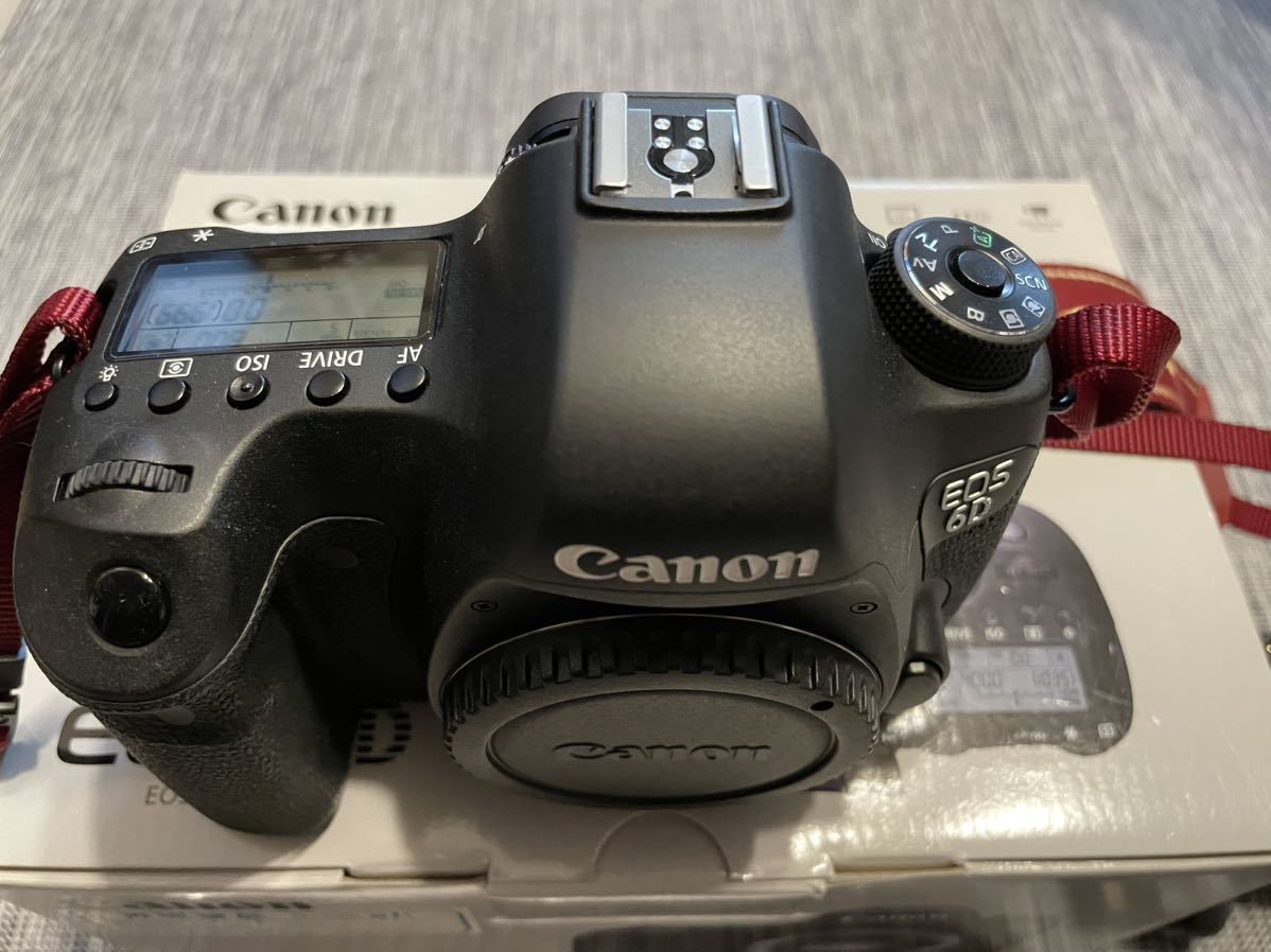Canon EOS 6Dボディ フルサイズ 美品 シャッター数5702回 おまけの予備 