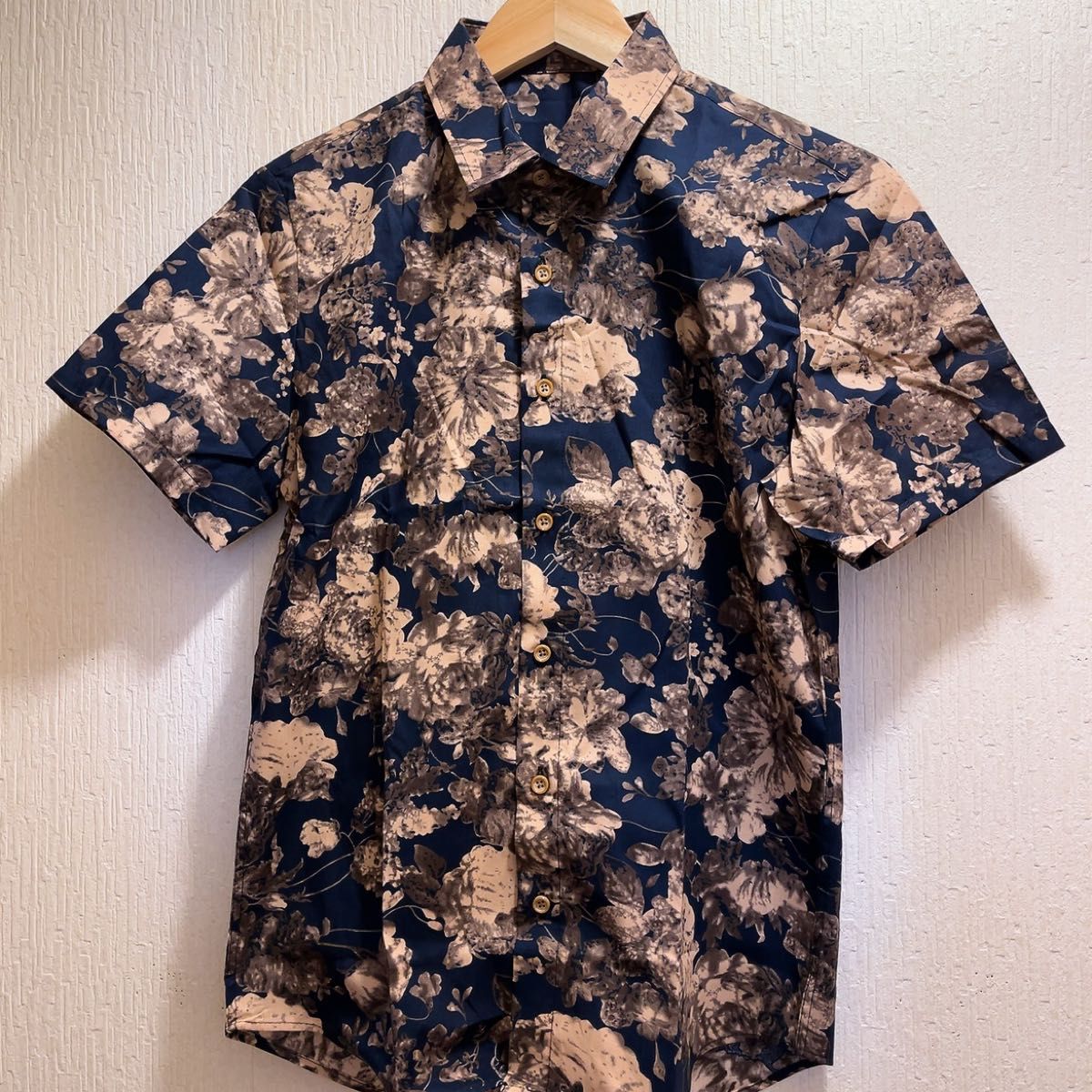 新品★ネイビー★ベージュ花柄★総柄★アロハシャツ★ブラウス★ユニセックス★L ★最終値下げ★フリマでもセール中★現品限り