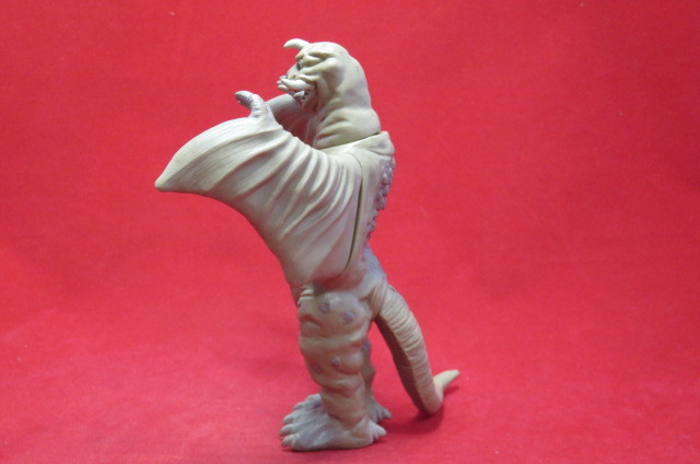 ペギラ ウルトラQ 怪獣 白タグ版 2000 ソフビ USED 同梱可【US50312027】の画像2