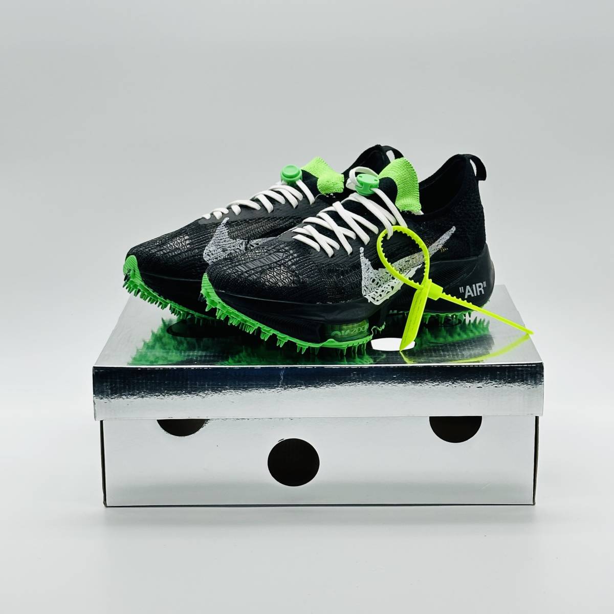 【新品未使用】 Nike Air Zoom Tempo NEXT% Off-White Black Scream Green CV0697-001 25cm オフホワイト ナイキ エアズーム テンポ_画像1