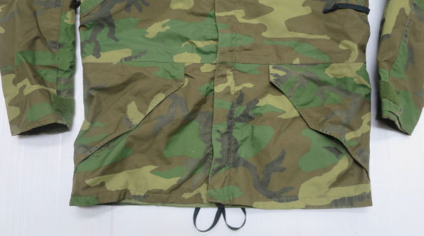 UAJ31米軍実物usmcゴアテックスジャケットmウッドランドカモ海兵隊