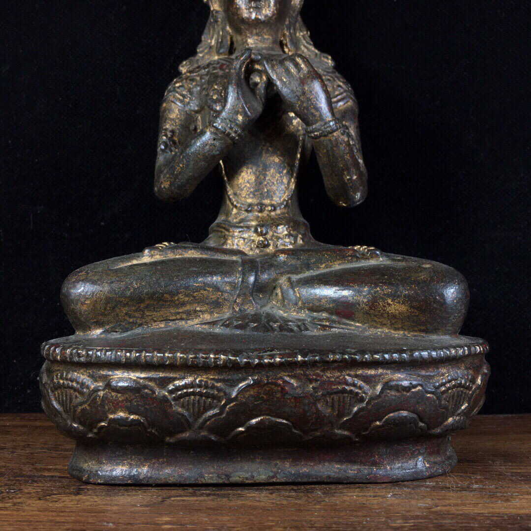 館蔵珍品 銅製 泥金 度母像置物 賞物 貴重物品 収蔵品 中国古美術