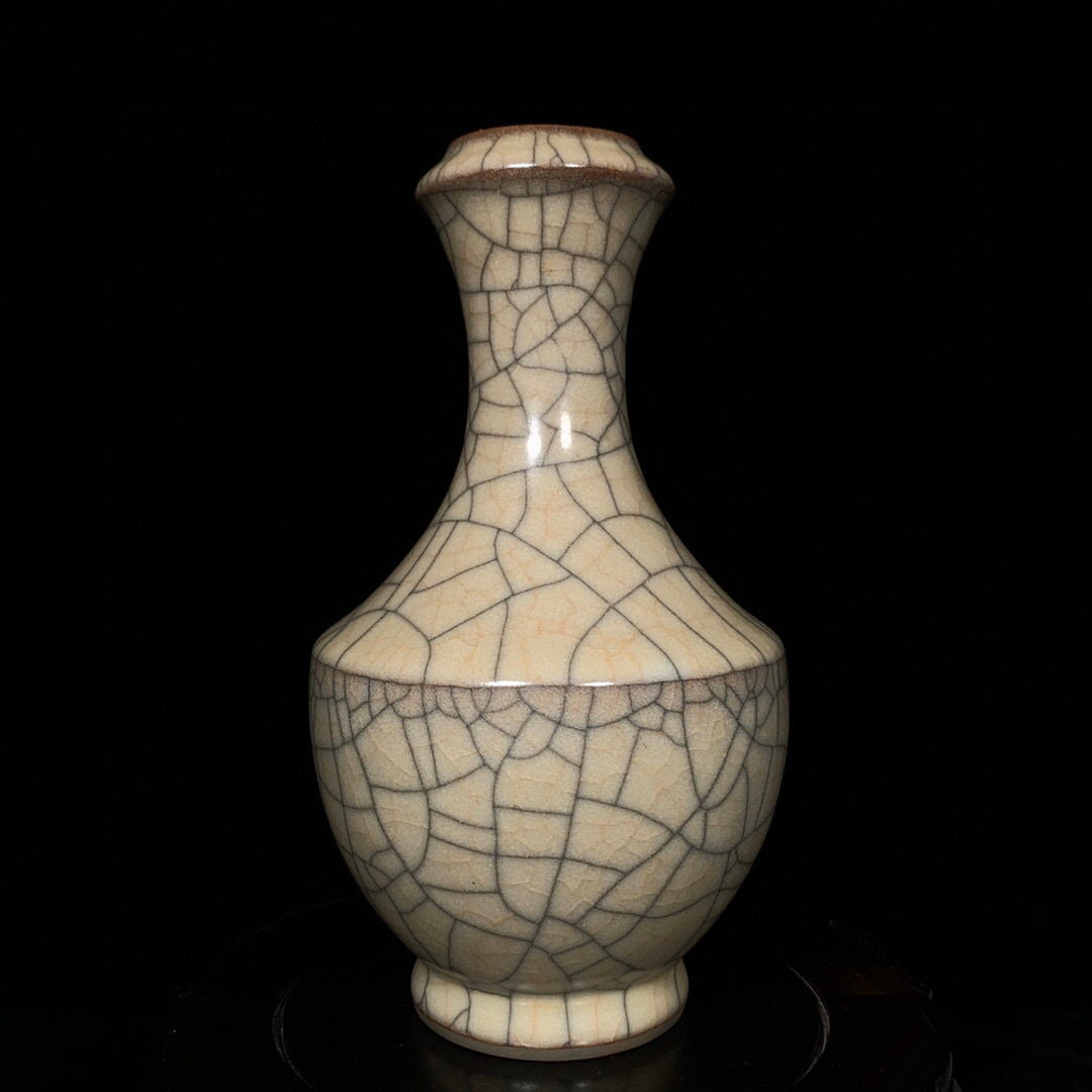 中国古美術哥窯花瓶-