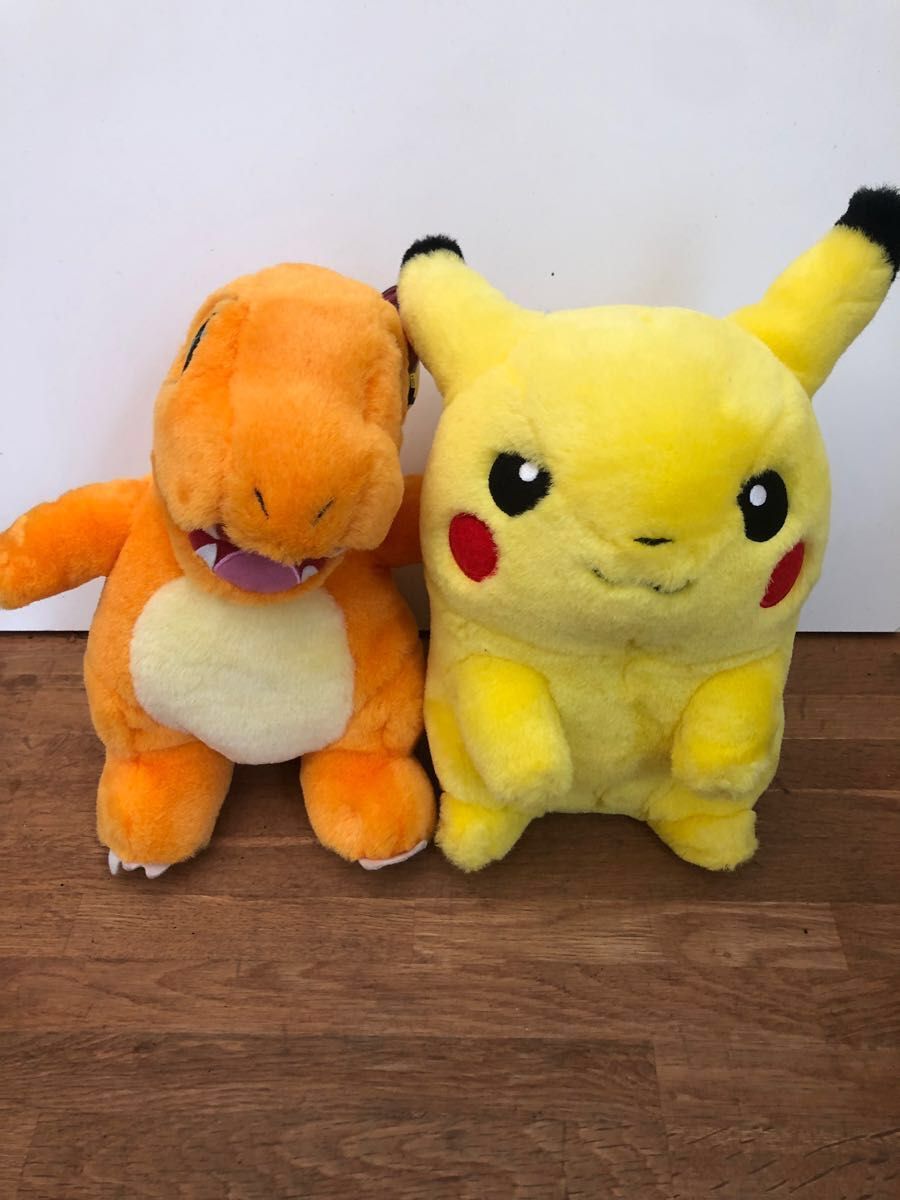 マクドナルド ポケモンぬいぐるみ　2セット  Pikachu