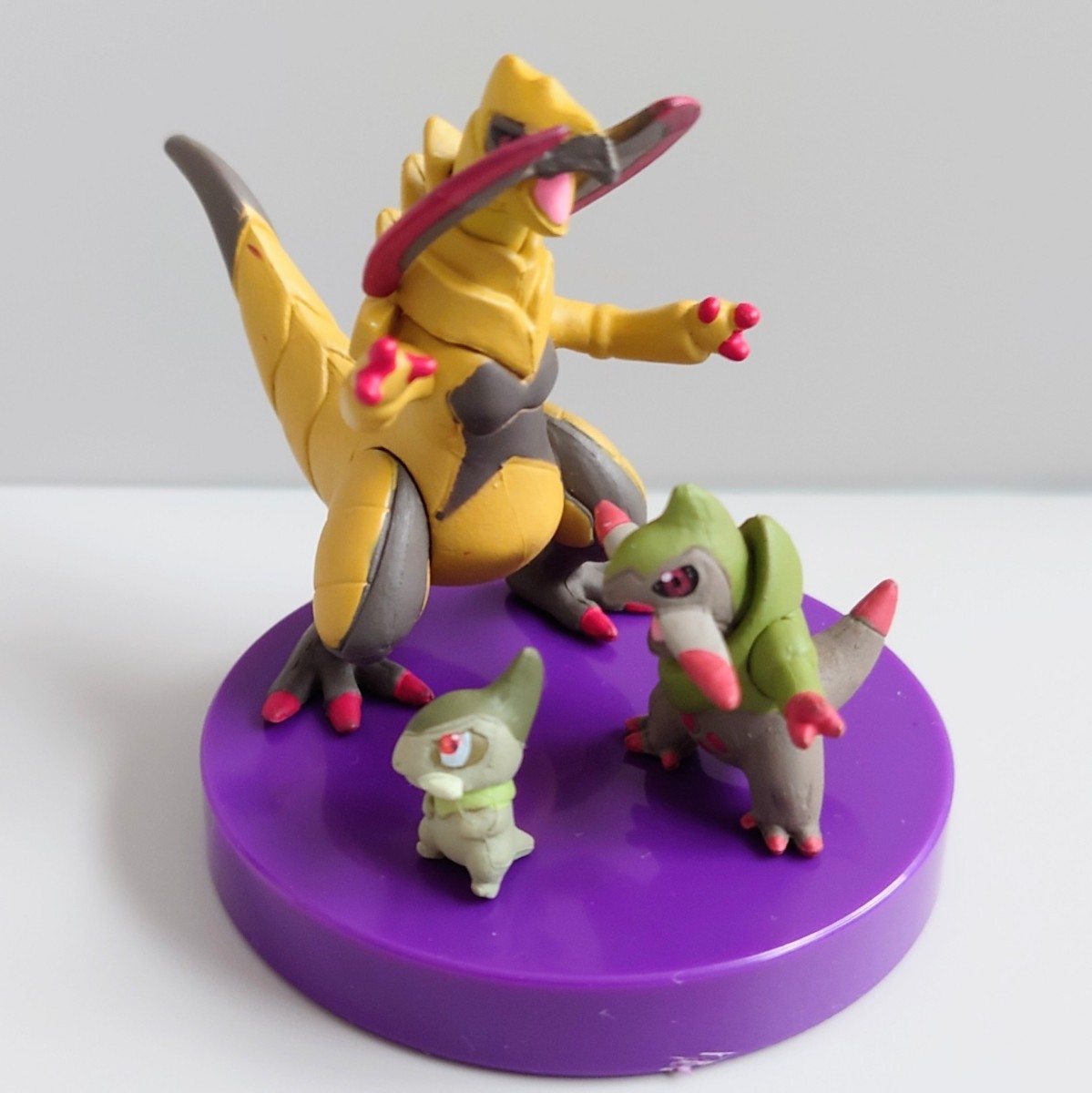 立体ポケモン図鑑 BW 05 コンプ 台紙付【タカラトミー 立体ポケモン図鑑 BW 05 コンプ 台紙付【タカラトミー