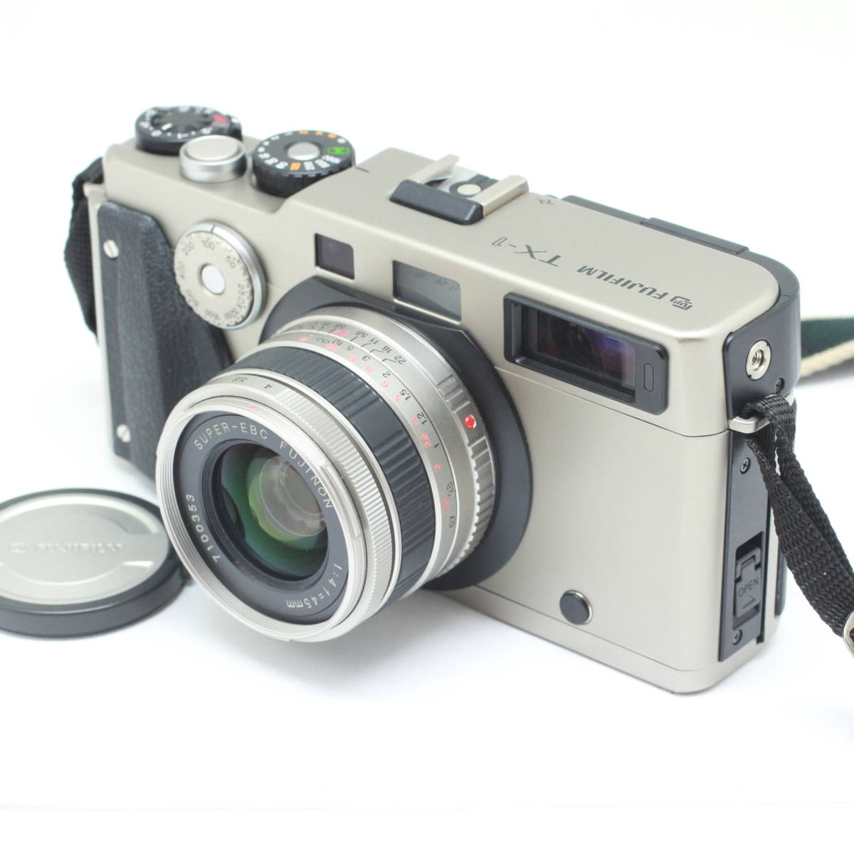 FUJIFILM TX-1 + SUPER EBC FUJINON 45mm F4 tathqeef.ae