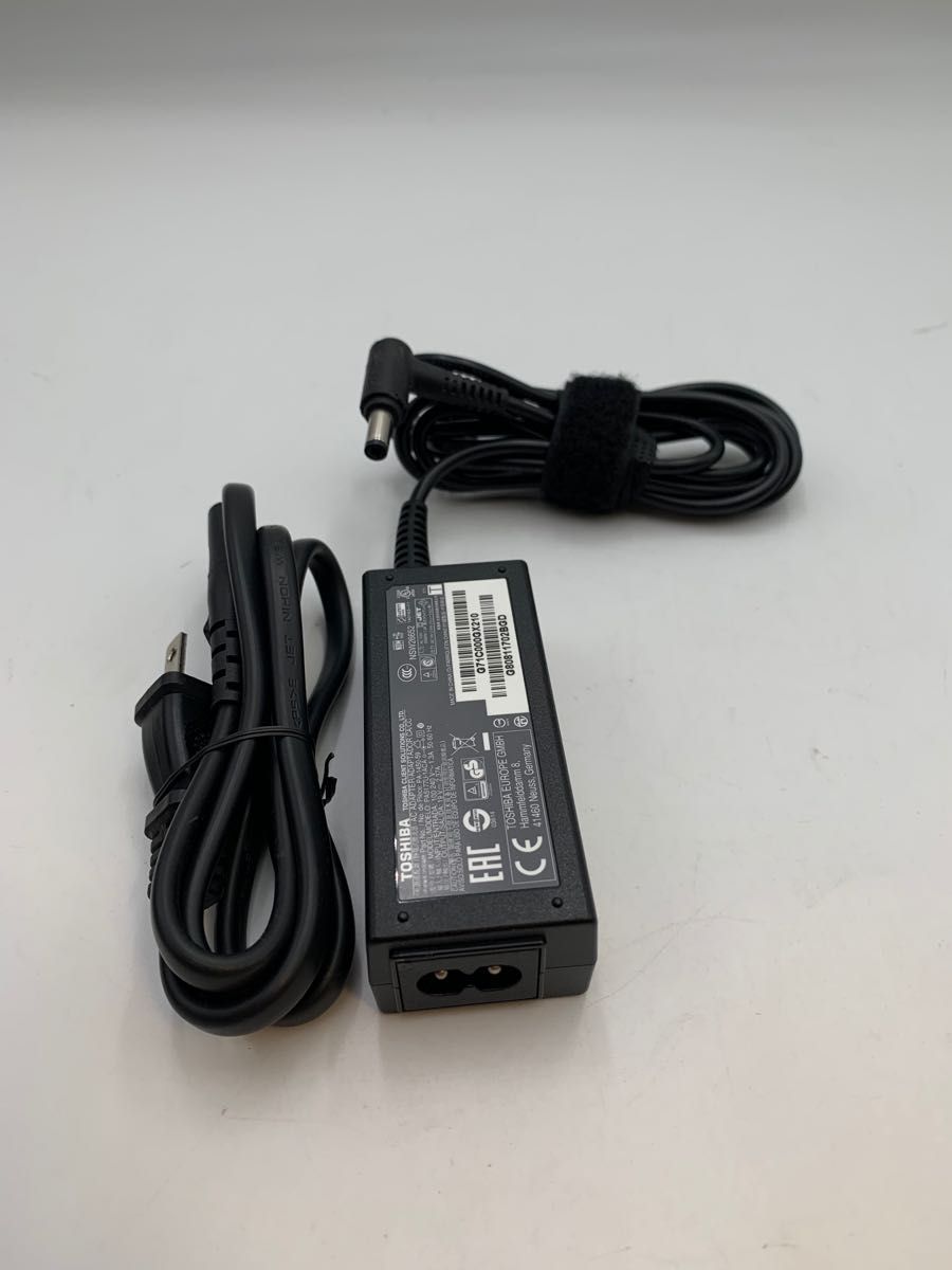 東芝 PA5177U-1ACA 19V 2.37A 45W 純正ACアダプター ダイナブック用  便利なL字型 中古