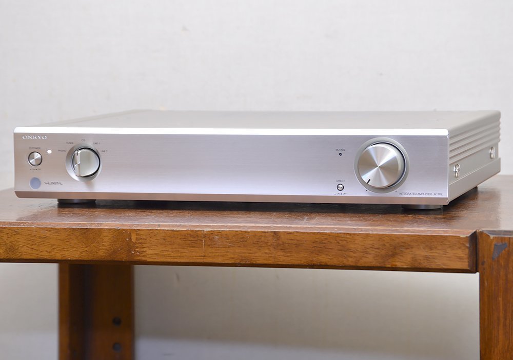 ONKYO A-1VL ステレオ・プリメインアンプ www.glenwoodmeats.ca