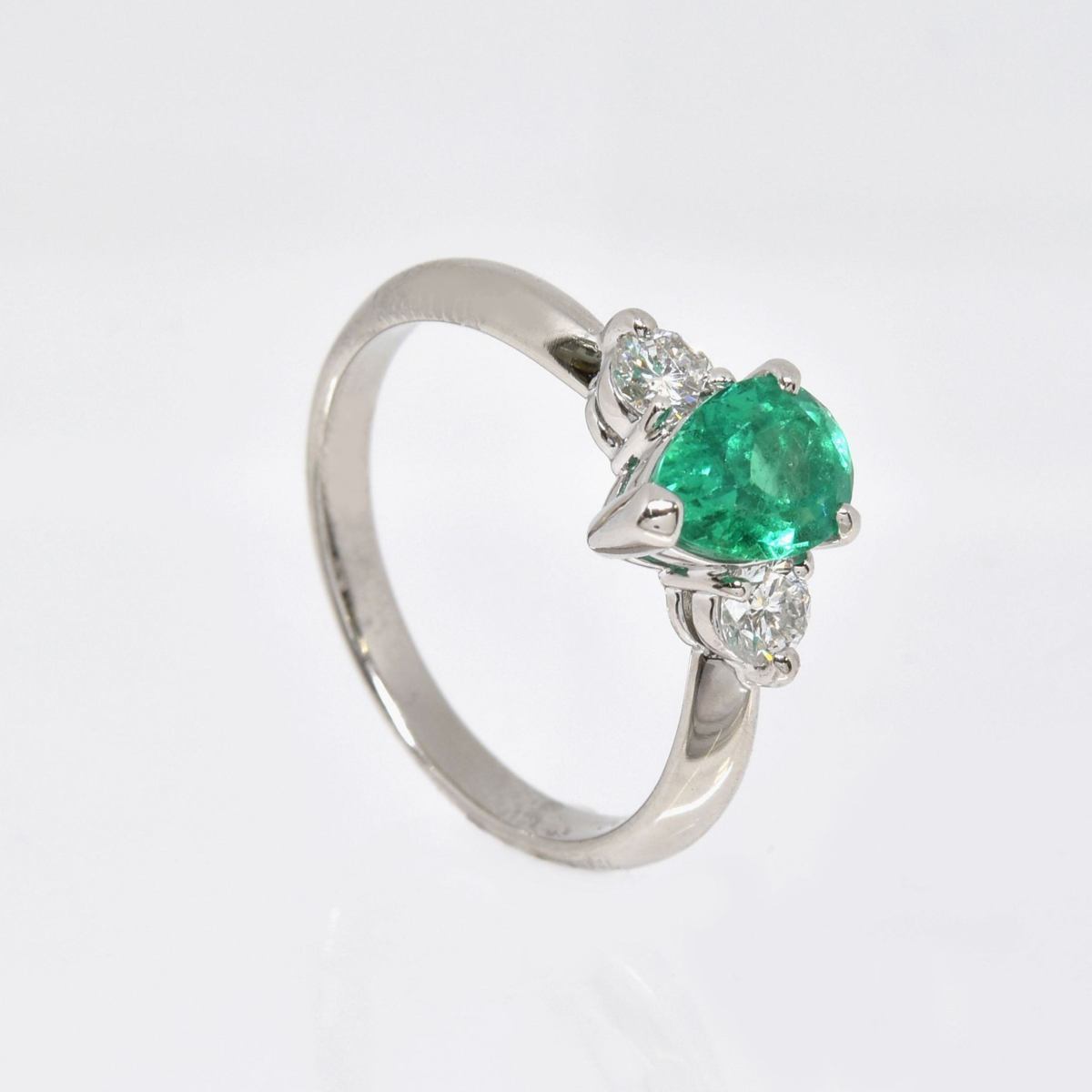 仙台☆質☆Pt エメラルドリング E0.81ct D0.29ct 4.4g ☆ #11.5 ダイヤ
