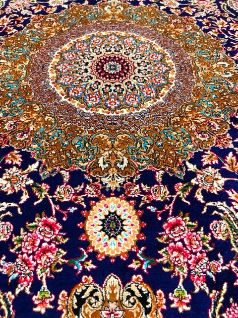ペルシャ絨毯・最高級ハンド&マシン織り・ 世界最高密度150万ノット ・豪奢なクムデザイン 80cm×120cm ch20_画像4