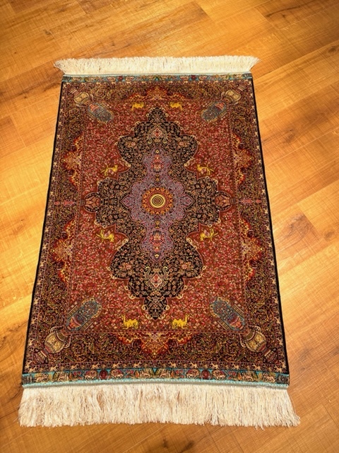 ペルシャ絨毯・最高級ハンド&マシン織り・ 世界最高密度150万ノット ・豪奢なクムデザイン 80cm×120cm ch24