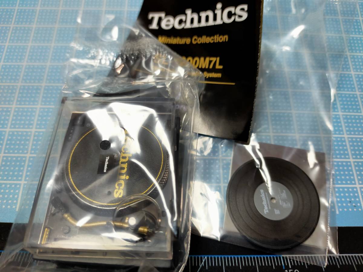 Technics テクニクスミニチュアコレクション SL-1200M7L 50周年記念モデル 青 ケンエレファン ターンテーブル ガチャ LP盤付 