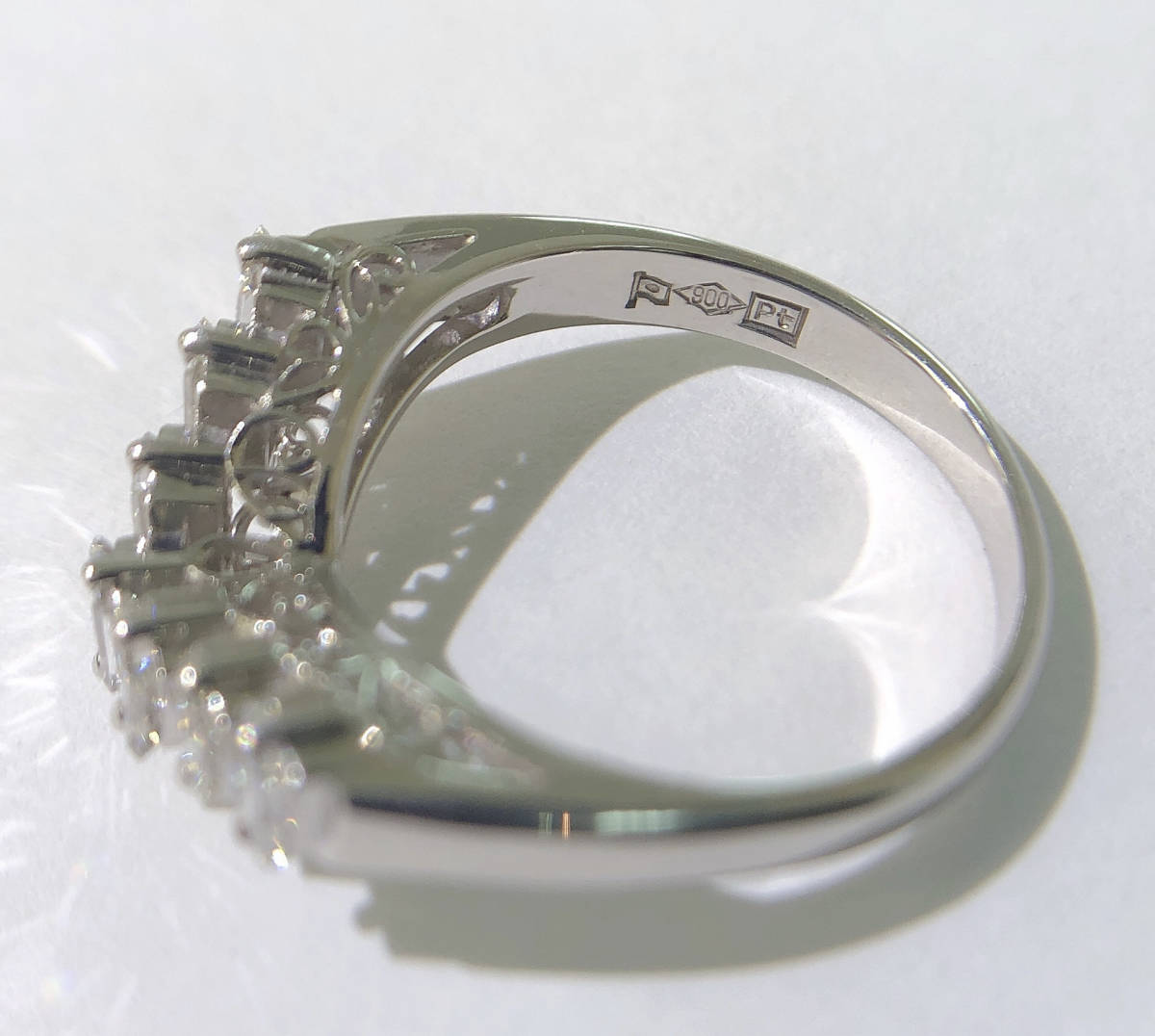 キラキラ PT900 天然ダイヤモンド合計1.00ct リング 指輪 約5.6g 約13