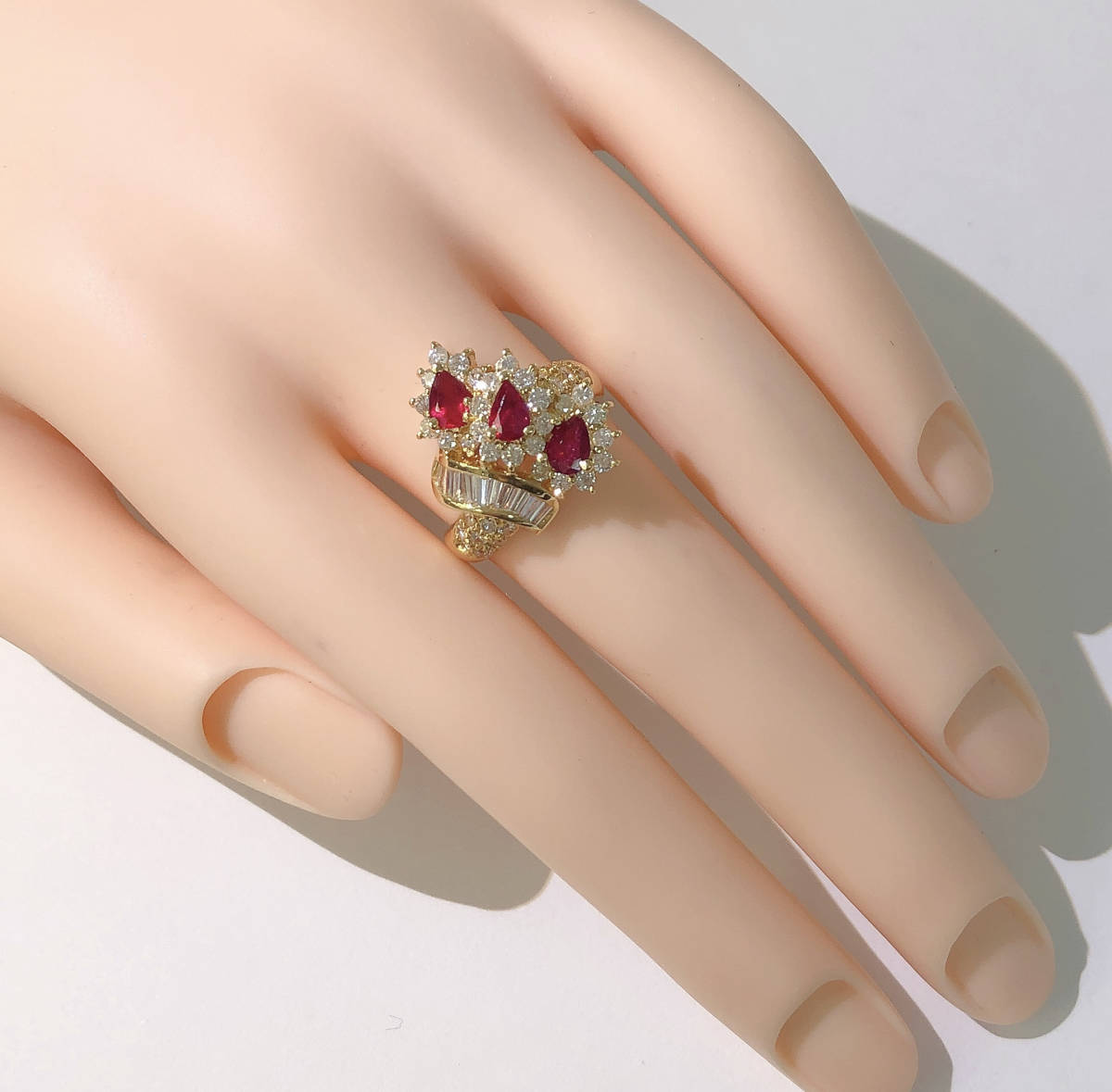 豪華 K18 天然ルビー1.08ct 天然ダイヤモンド0.14ct リング 指輪 約7.1