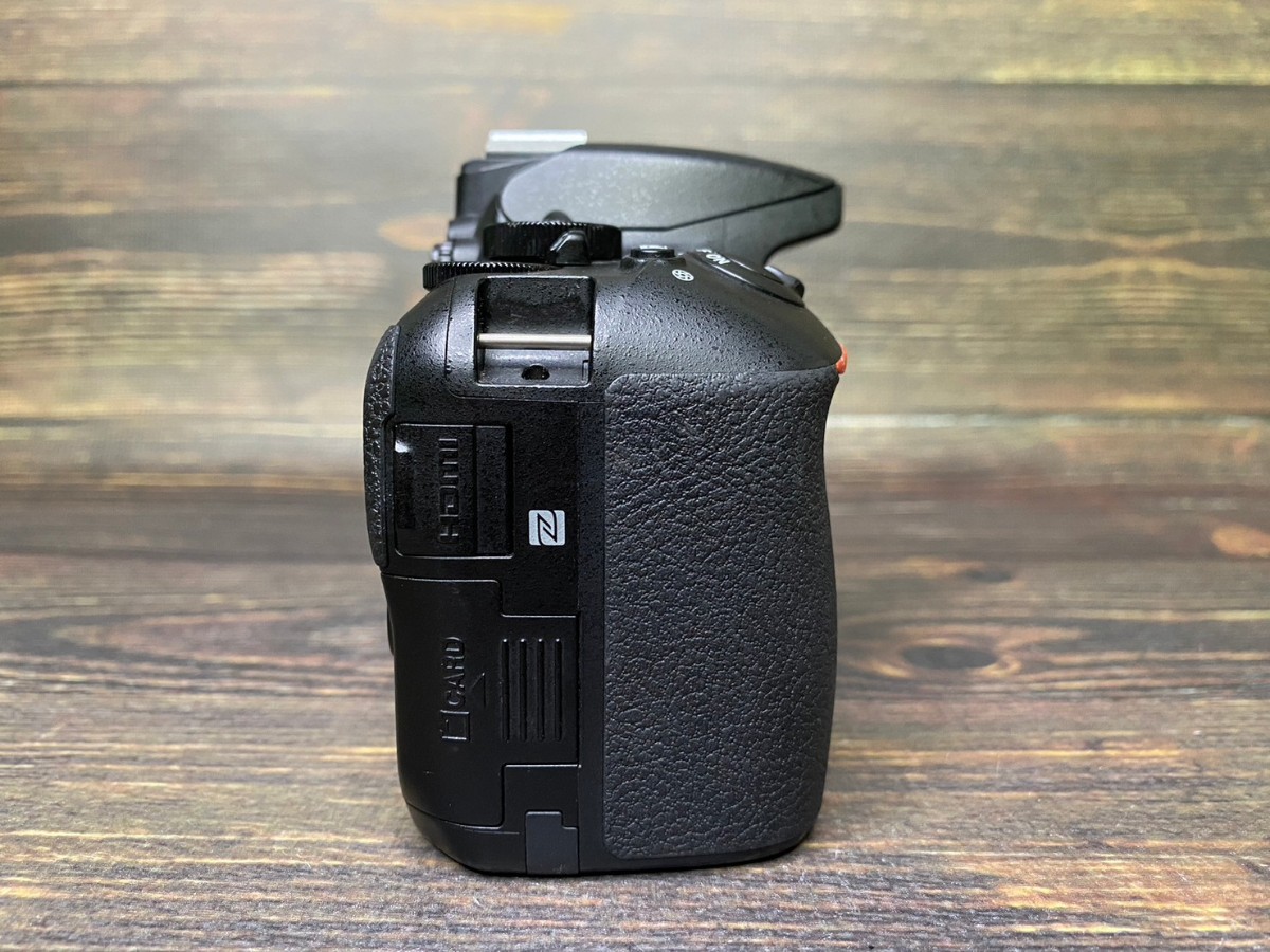 NIKON ニコン D5600 ボディ 一眼レフカメラ #8 NIKON ニコン D5600 ボディ 一眼レフカメラ #8