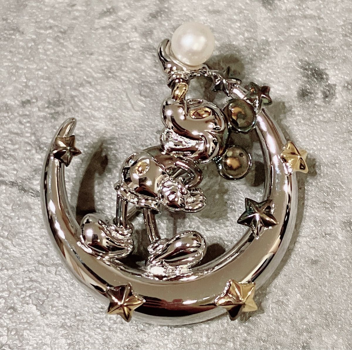 希少 美品 ミキモト MIKIMOTO ミッキーマウス ブローチ 真珠 希少 美品 ミキモト MIKIMOTO ミッキーマウス ブローチ 真珠