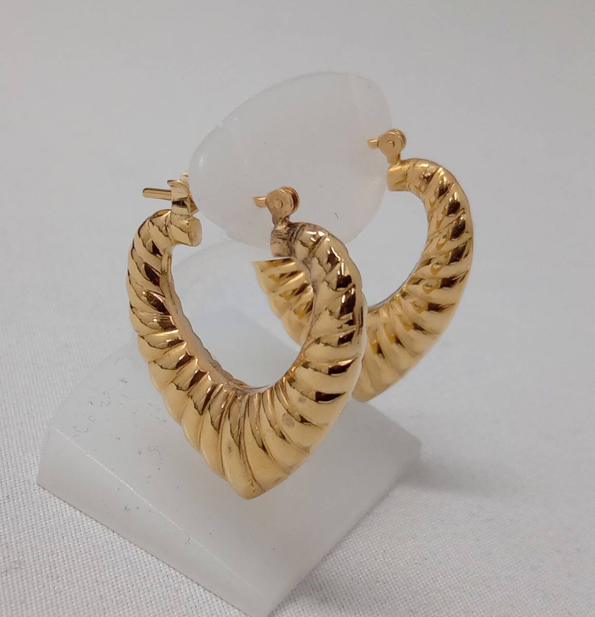 K18 ピアス 4.7g | insightoutshow.com