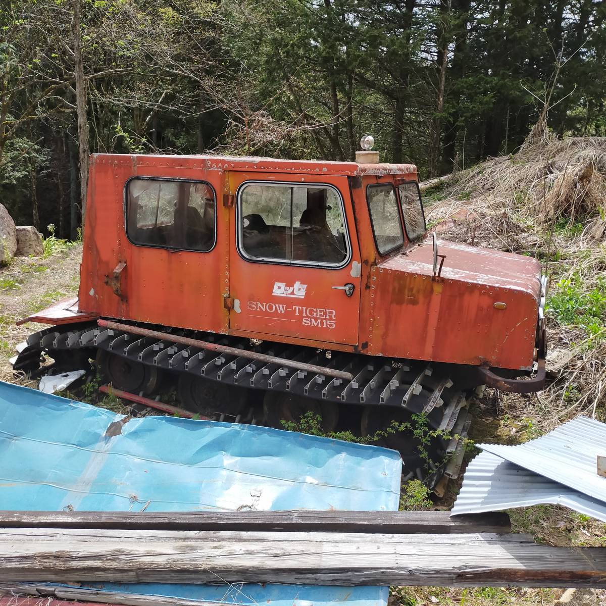  снег сверху машина большой .SM15 Gifu из 