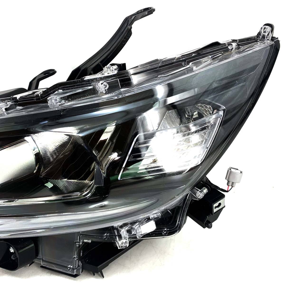 美品◇後期 LED TRJ150W◇ランドクルーザープラド◇左ヘッドライト