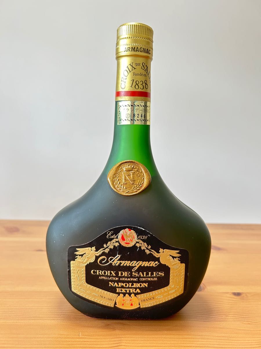 ナポレオンアルマニャックブランデー 古酒 未開栓箱入り700ml ナポレオンアルマニャックブランデー 古酒 未開栓箱入り700ml