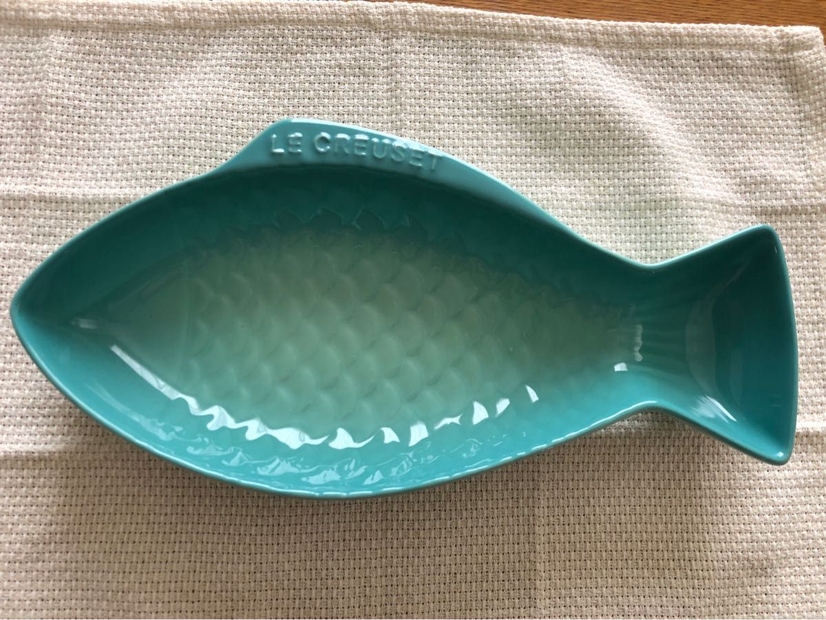 新品 未使用 Le Creuset フィッシュ・ディッシュ (L) ル 新品 未使用 Le Creuset フィッシュ・ディッシュ (L) ル