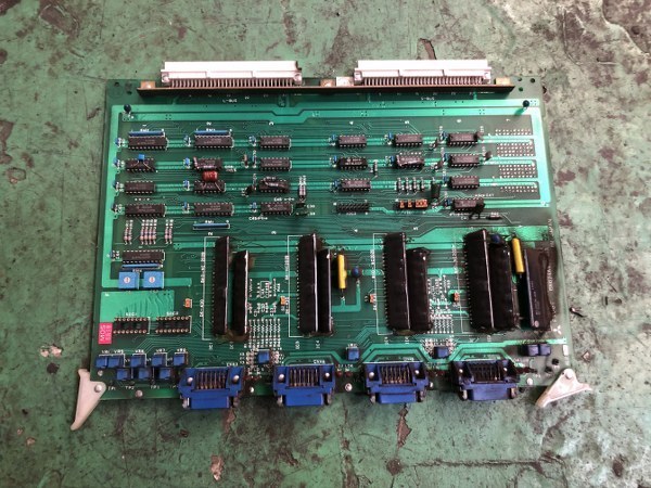 TJ210929 FX06E(BN624A490G53) 基板Circuit Board 三菱/MITSUBISHI 外した機械：マザック/Mazak　VQC30_画像1