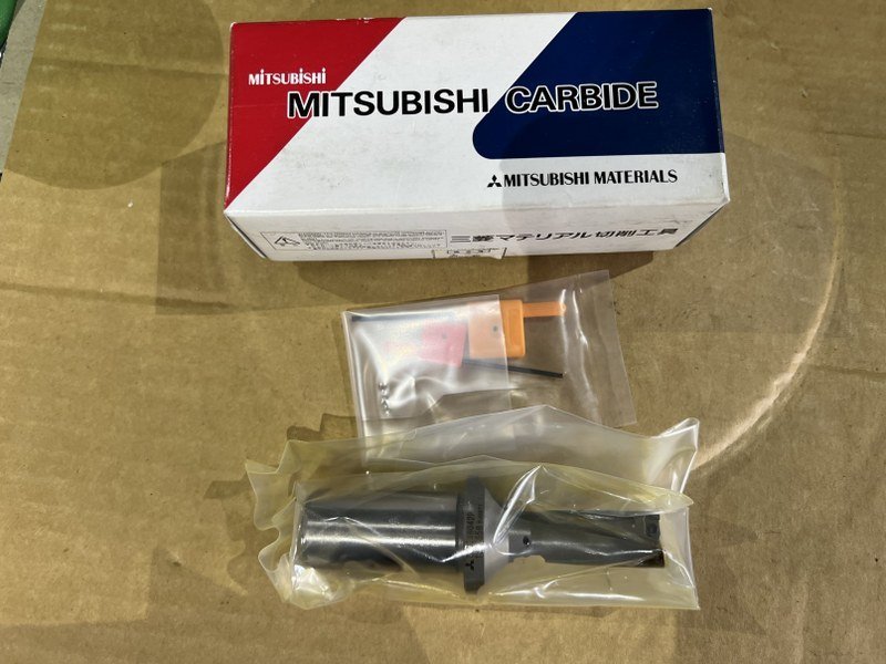 TM220126 三菱マテリアル/Mitsubishi Materials ドリル刃先交換式　T44548042P　*新品*のサムネイル