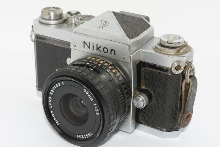 最大42%OFFクーポン Nikon F アイレベル シルバー 35mm 1:2.5 ニコン