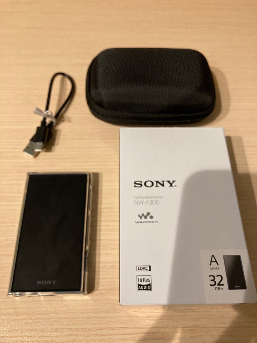 SONY ウォークマン NW-306 (L) Blue 32GB 〈保護カバー/保護キャリー