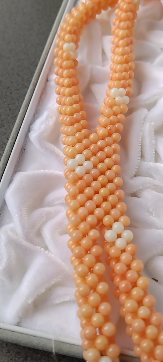 book@.. peach .. knitting long necklace unused goods 