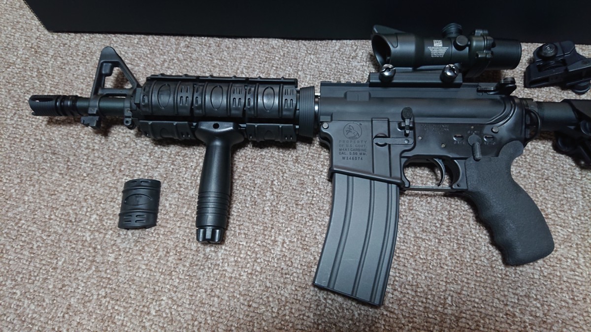 実グリップ付 東京マルイ ガスブローバックライフル M4 CQBR-BLOCK1