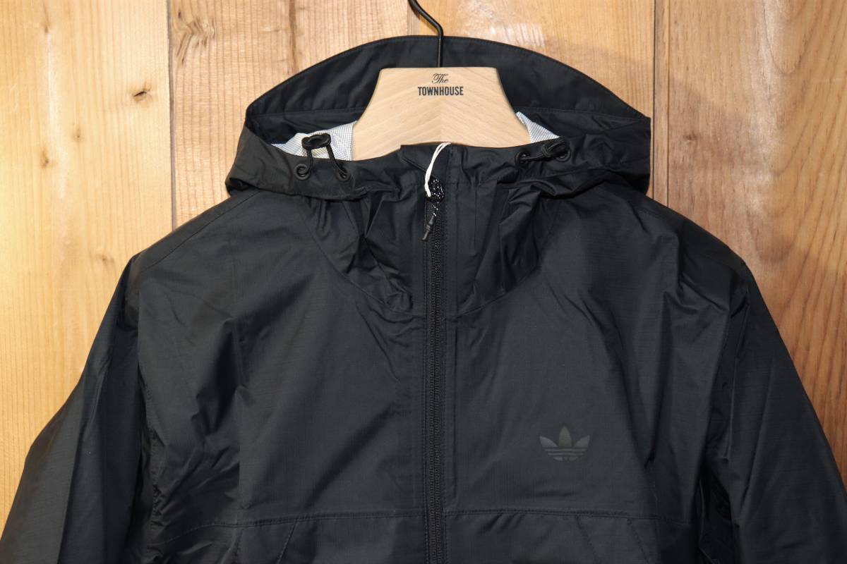 特価即決【未使用】 adidas Skateboarding TECH SHELL 特価即決【未使用】 adidas Skateboarding TECH SHELL