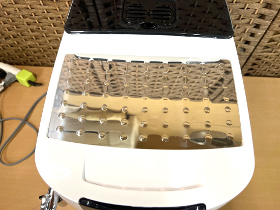 通電確認のみ デロンギ マグニフィカS ECAM22112W ホワイト DeLonghi