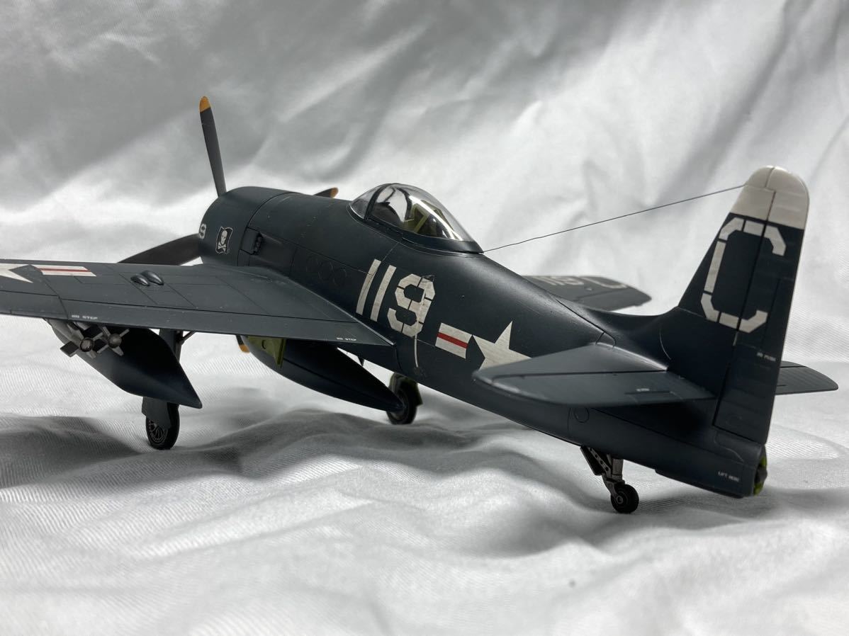 モノクローム 1/32 アメリカ海軍艦上戦闘機 F8F-1 ベアキャット