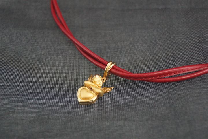 人気ブランド 天使 美品 K18ホワイト カレライカレラ エンジェル 美品