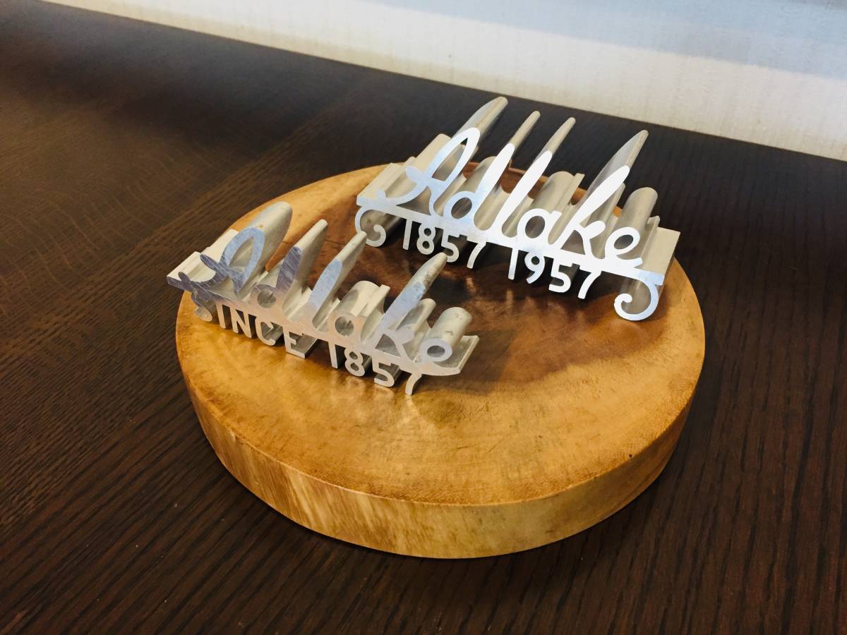 Adlake Centennial Ornament アドレイク社 100周年記念品 アルミ製置物 2個セット レイルロードランタンメーカー ビンテージ MADE IN USA