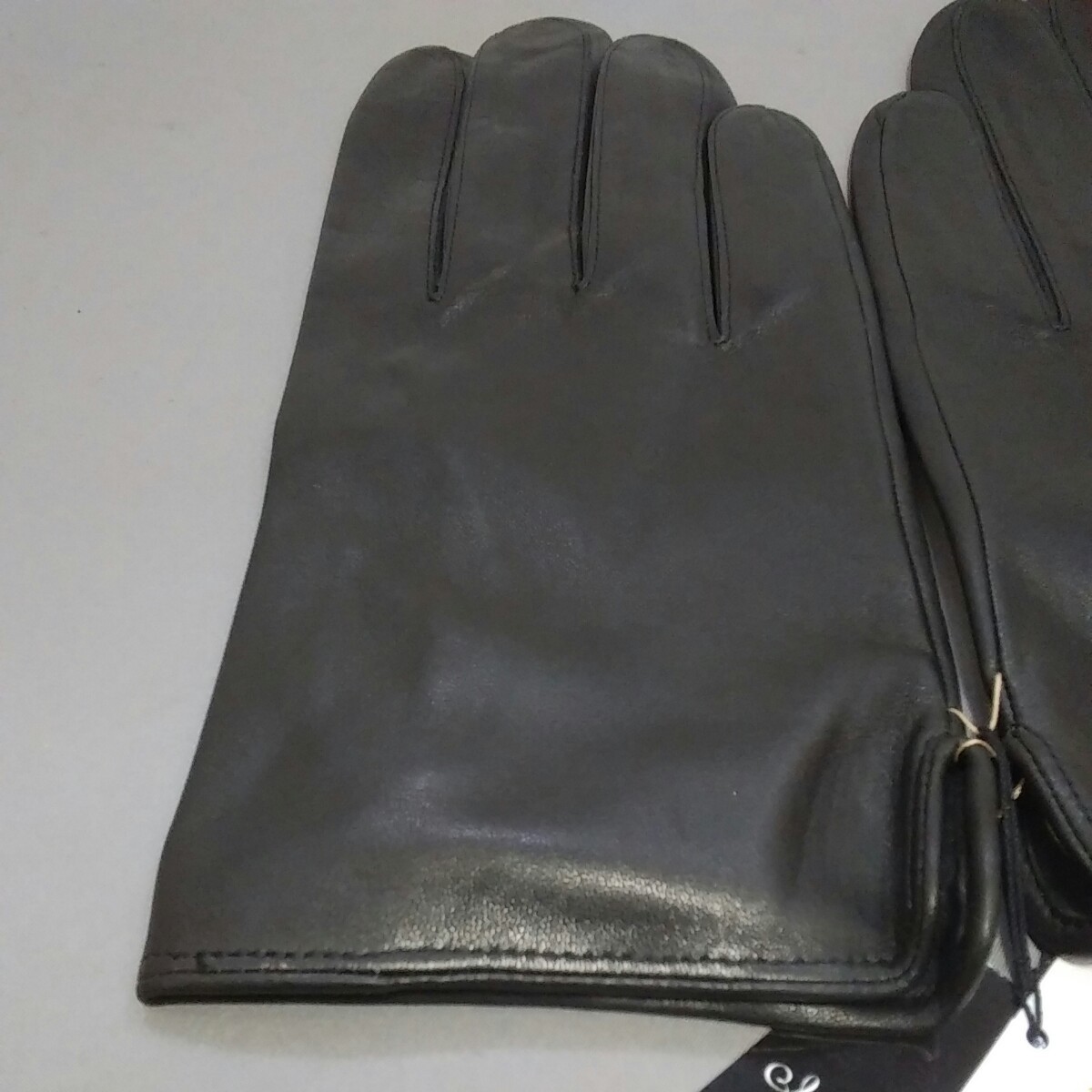 . leather gloves 