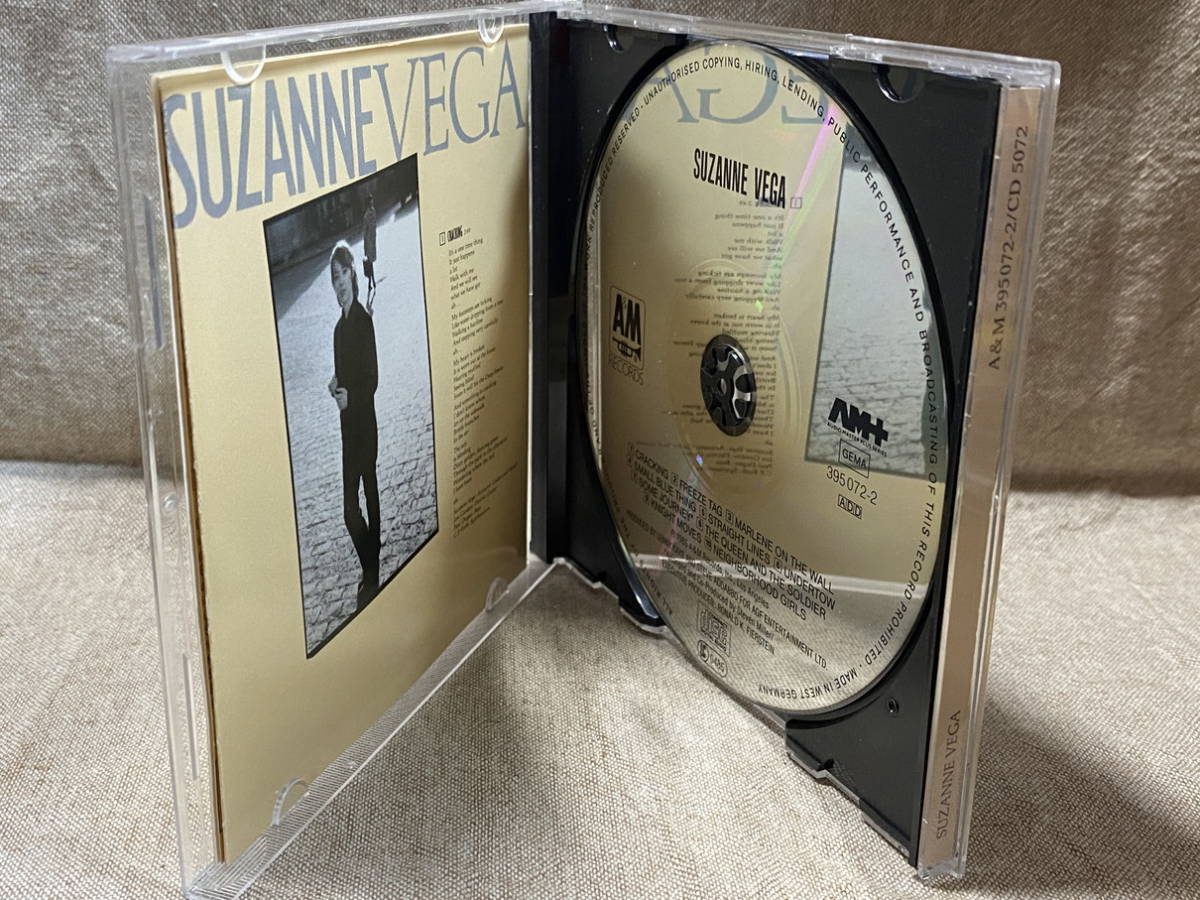 SUZANNE VEGA - S/T ドイツ盤 蒸着仕様_画像6