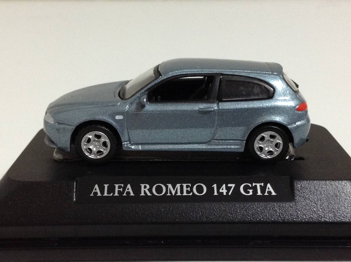 アルファロメオ 147 GTA 937AXL 2003年式~ 1/75 約5.6cm 1/72？ RS ミニカー 送料￥220 新品同様品_画像3