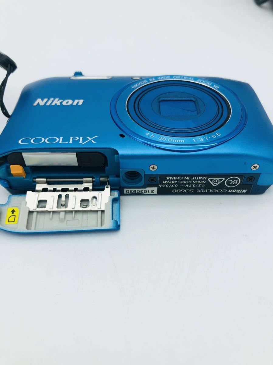 Nikon COOLPIX S3600 ブルー コンパクトデジタルカメラ 中古品 通電確認済み_画像4