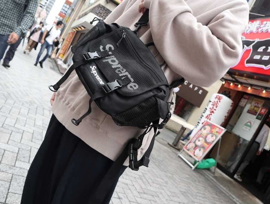 けておりま Supreme - Supreme Waist Bag 20SSの通販 by 花花