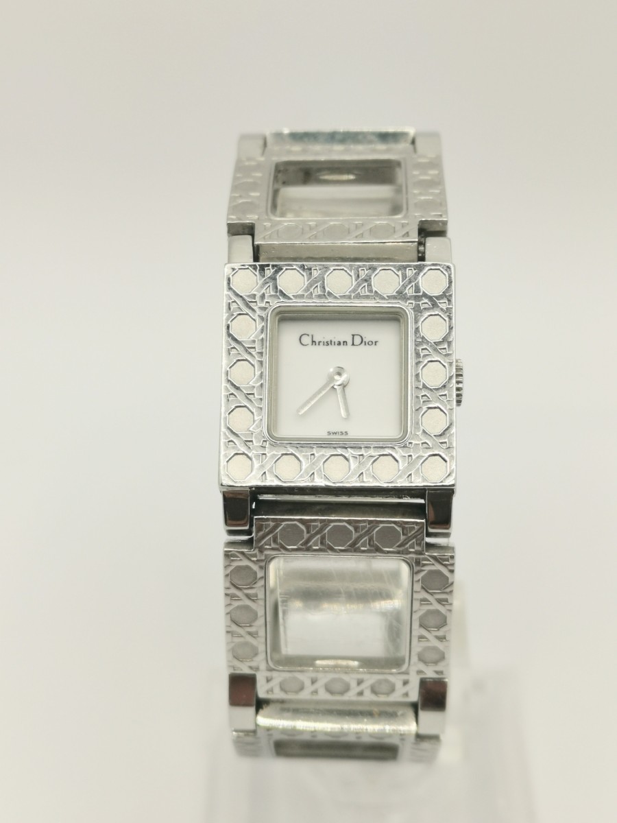 DIOR　レーディス腕時計　　クリスチャンディオール ラ・パリジェンヌ D60-109 1005 SS QZ 白文字盤　730030_画像1