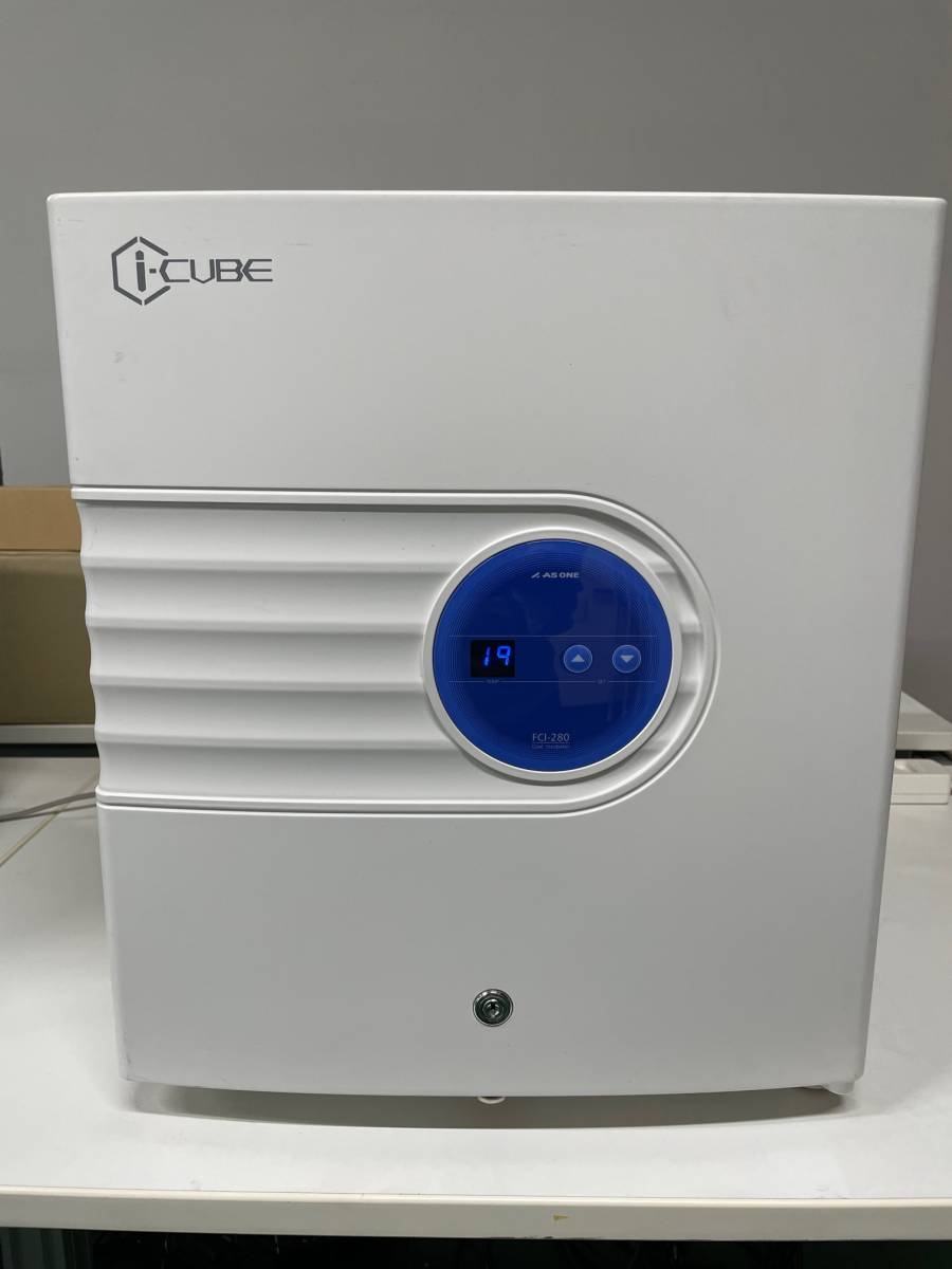 クールインキュベーター i-CUBE(HOT&COOL) 測定孔有り FCI-280HG